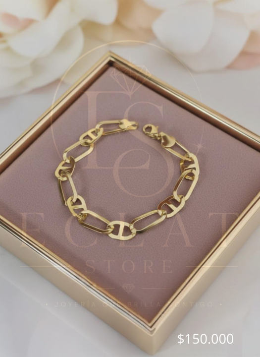 pulsera de eslabones ovalados con detalle central pulsera de eslabones ovalados con detalle central